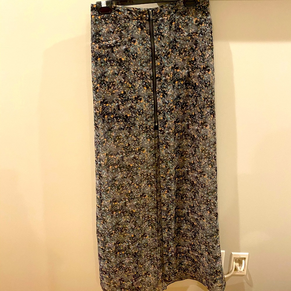 BCBG high-waist skirt
